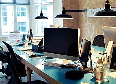 Renkli Kare Ofis